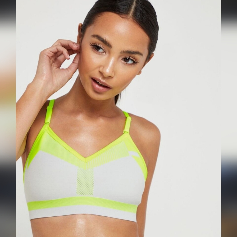 Nike INDY FLYKNIT SPORT BRA (S)
